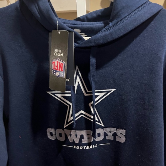 NWT Dallas Cowboys Team Lockup Fitted Pullover Hoodie - Medium - Picture 5 of 6